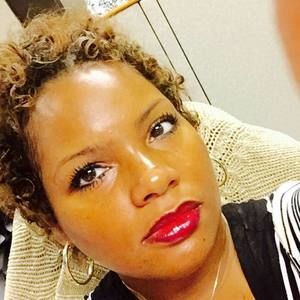 Meet your Posher, Vicky